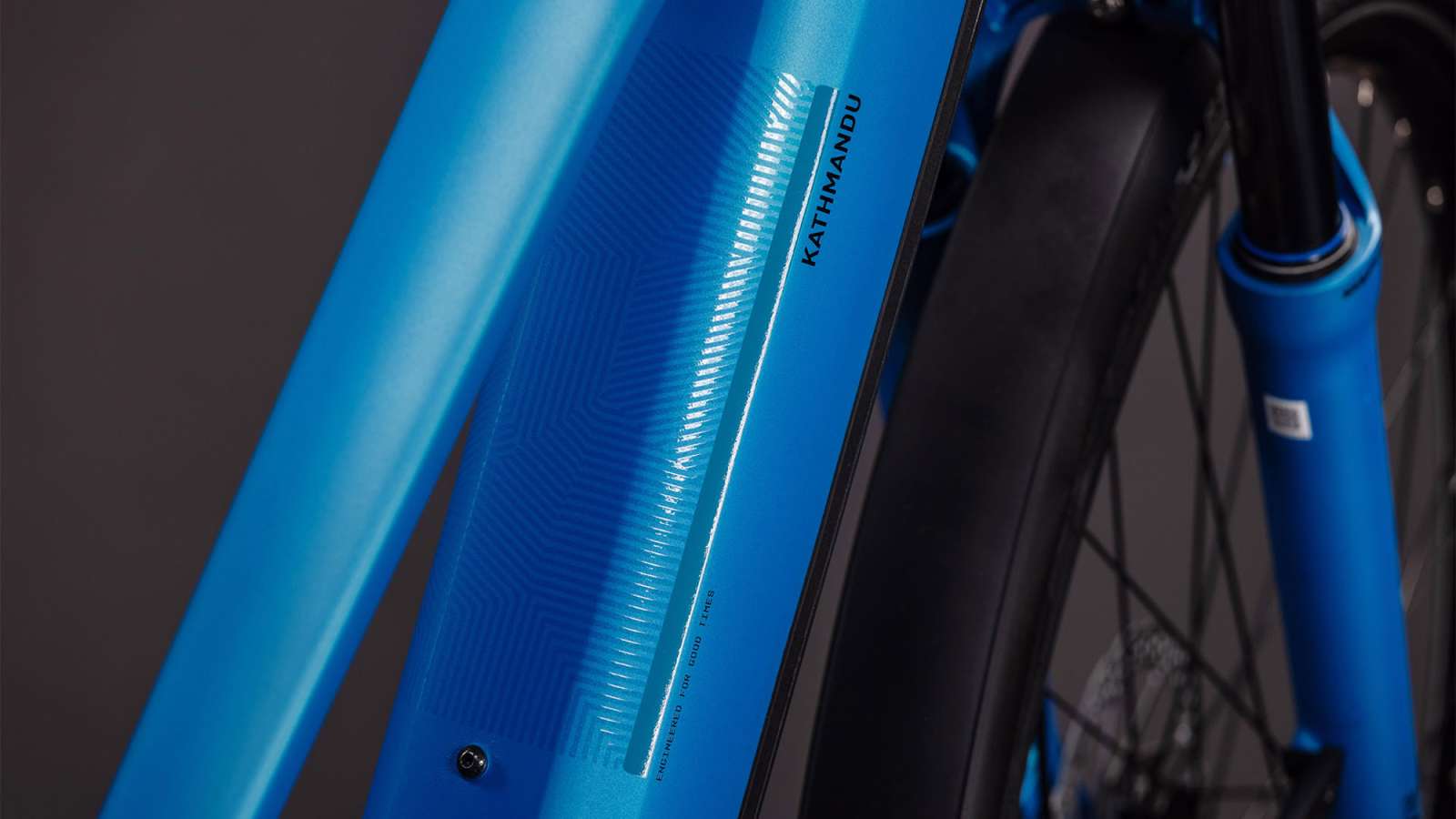112311_D_01_800x800@2x Cube Kathmandu Hybrid Comfort Pro 800 azure´n´black Trapeze – Bild 3