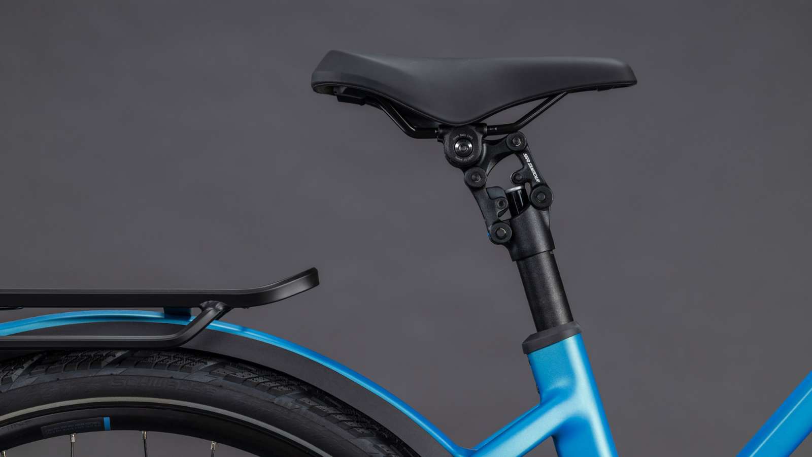 112311_D_05_800x800@2x Cube Kathmandu Hybrid Comfort Pro 800 azure´n´black Trapeze – Bild 6