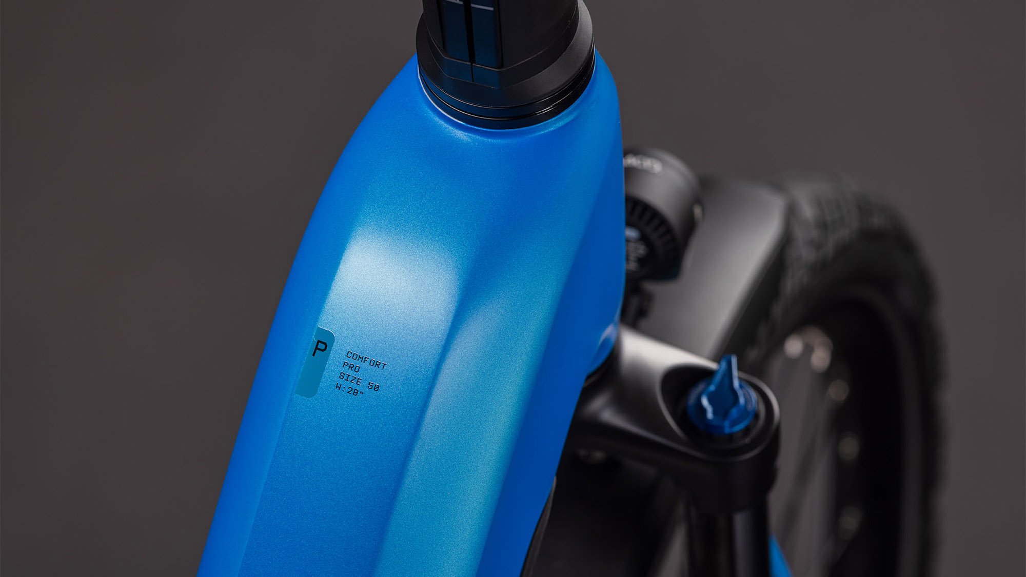 112312_D_00 Cube Kathmandu Hybrid Comfort Pro 800 azure´n´black Easy Entry – Bild 2