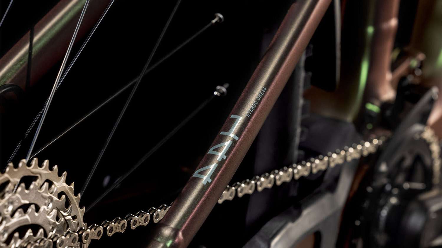 802310_D_02_800x800@2x Cube Stereo Hybrid ONE44 EXC 800 stellar´n´shiftiris – Bild 4