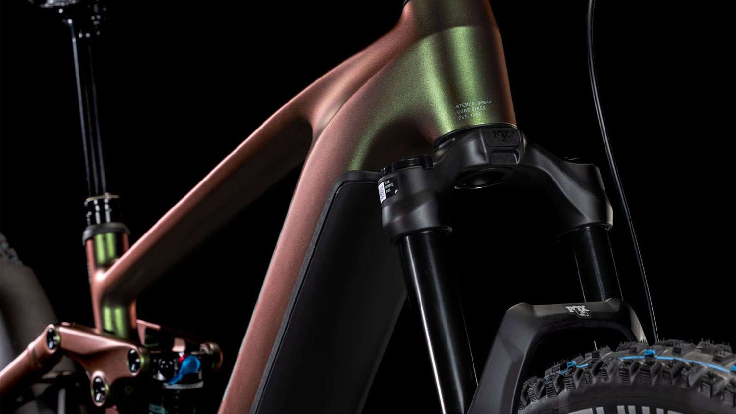 802310_D_04_800x800@2x Cube Stereo Hybrid ONE44 EXC 800 stellar´n´shiftiris – Bild 6