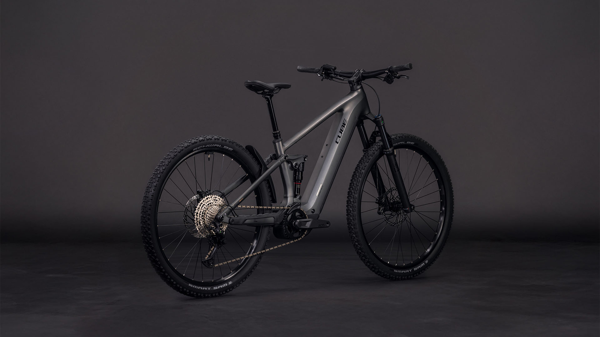 cube-101200-20161563-Stereo-Hybrid-ONE22-Race-800-slabgrey-n-chrome-2 Cube Stereo Hybrid ONE22 Race 800 slabgrey´n´chrome – Bild 2