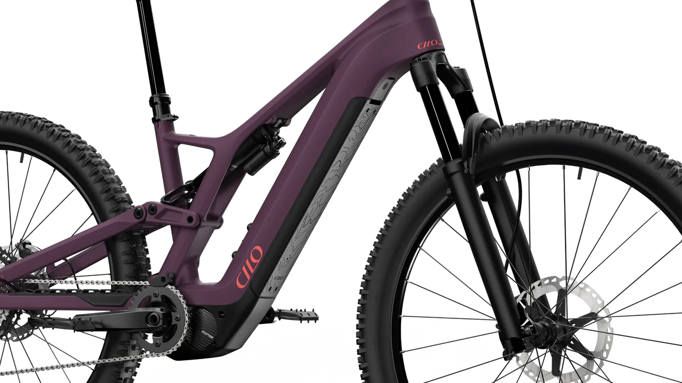 07356f972384a10b56e7b85543e8d8185be3ae1d_678bc59026ec52b2b7a1d086_SEMG_Cilo_PEB001_TANAY_140_Battery_02_CLF_p_2000 Cilo Tanay HC1 Trail Carbon | 29 Zoll E-MTB Fully | mature grape – Bild 7