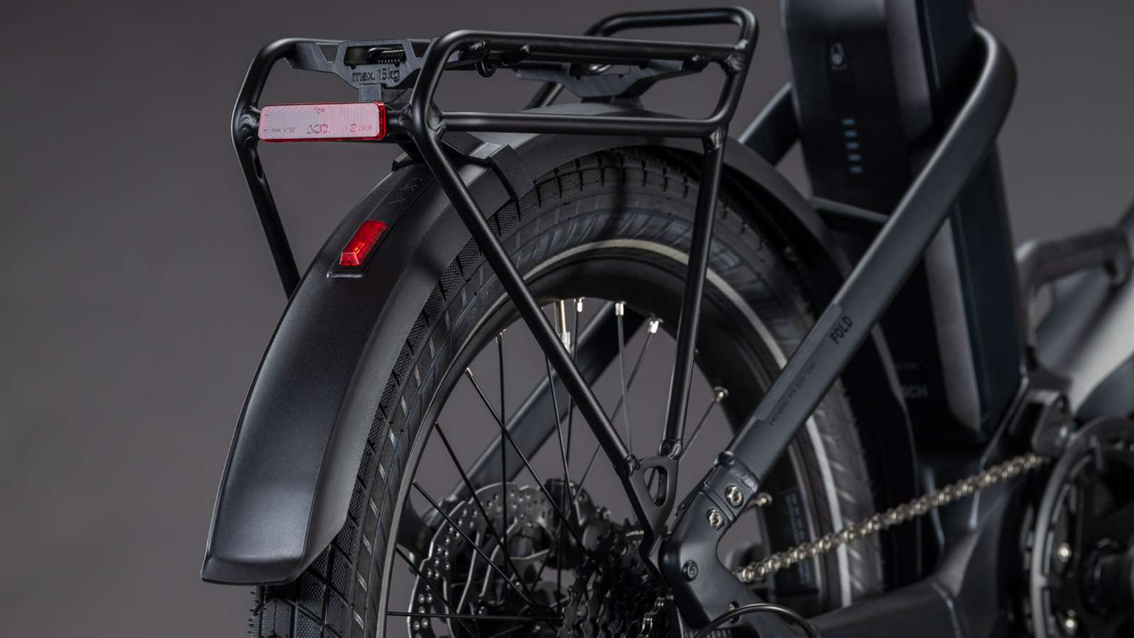 120200_D_03_800x800@2x Cube Fold Hybrid 545 coal´n´reflex – Bild 5