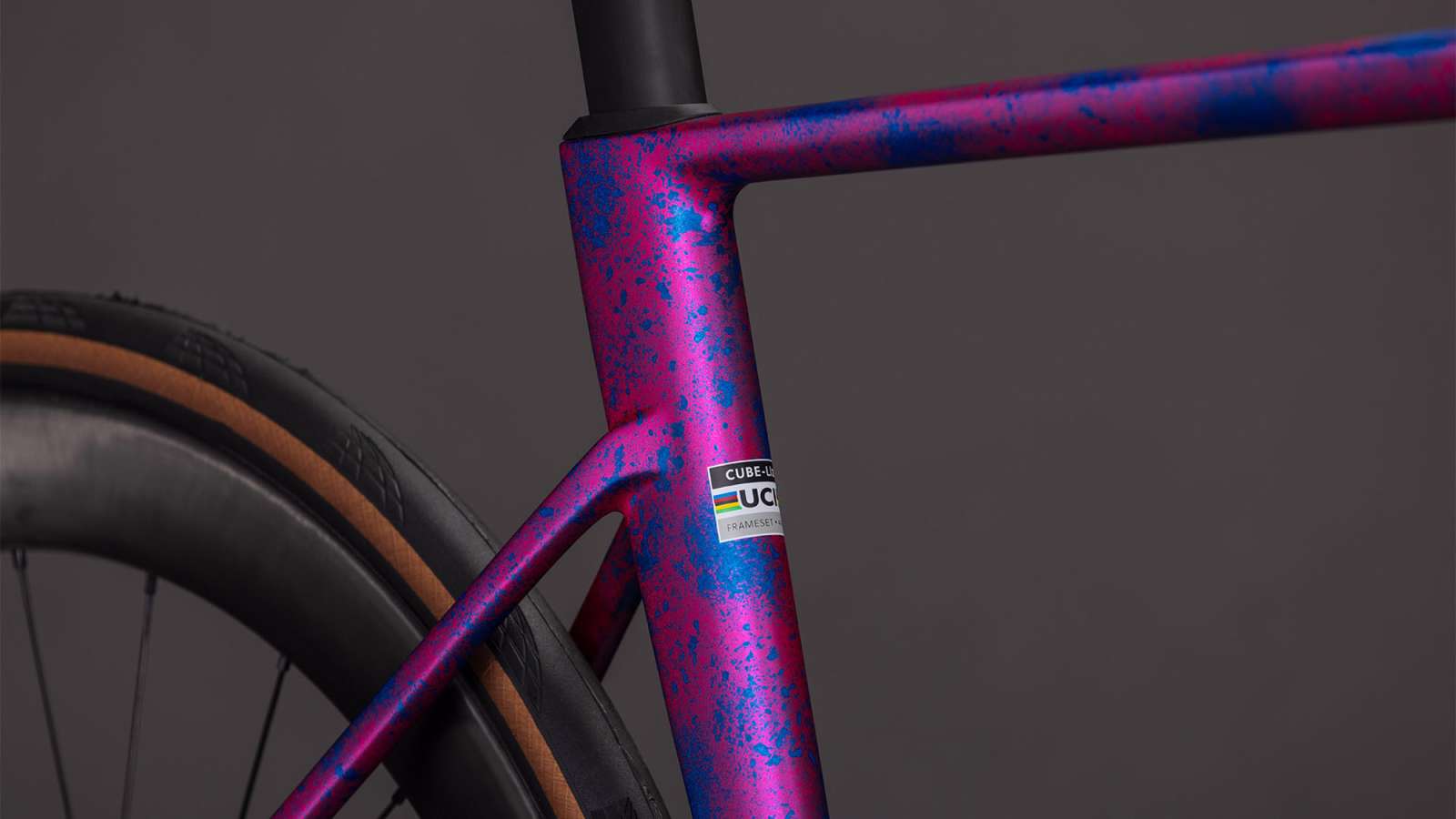 128210_D_05_800x800@2x Cube Litening AIR C:68X Race dazzlepink´n´blue – Bild 7