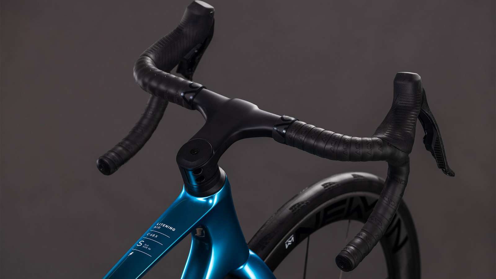 128300_D_01_800x800@2x Cube Litening AIR C:68X SLX chromeblue´n´liquidblue – Bild 3