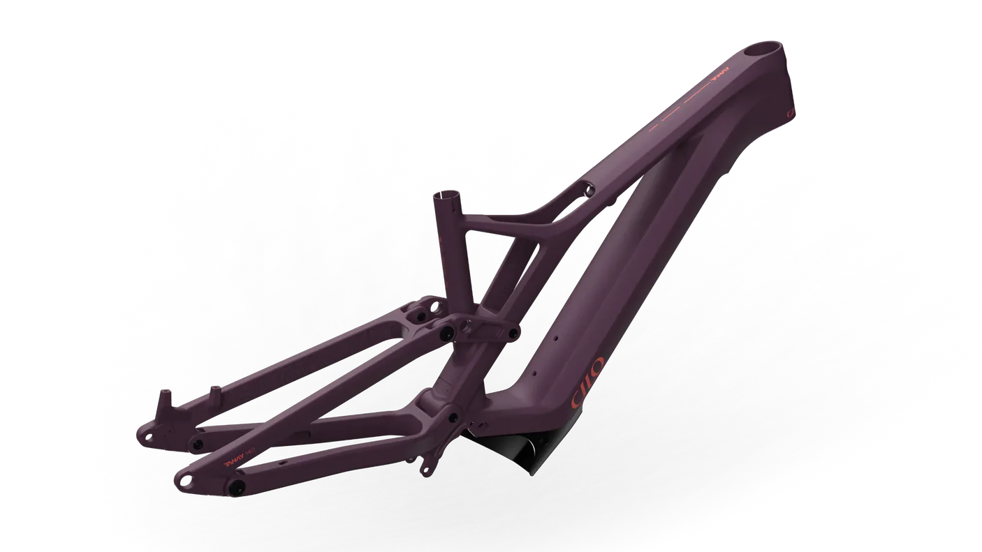 1bc1386bedc9cb44da65cf0e011dc2c0f6382ab9_678bc58f80b4901633686271_SEMG_Cilo_PEB001_TANAY_140_Carbon_Frame_01_p_2000 Cilo Tanay HC1 Trail Carbon | 29 Zoll E-MTB Fully | mature grape – Bild 2
