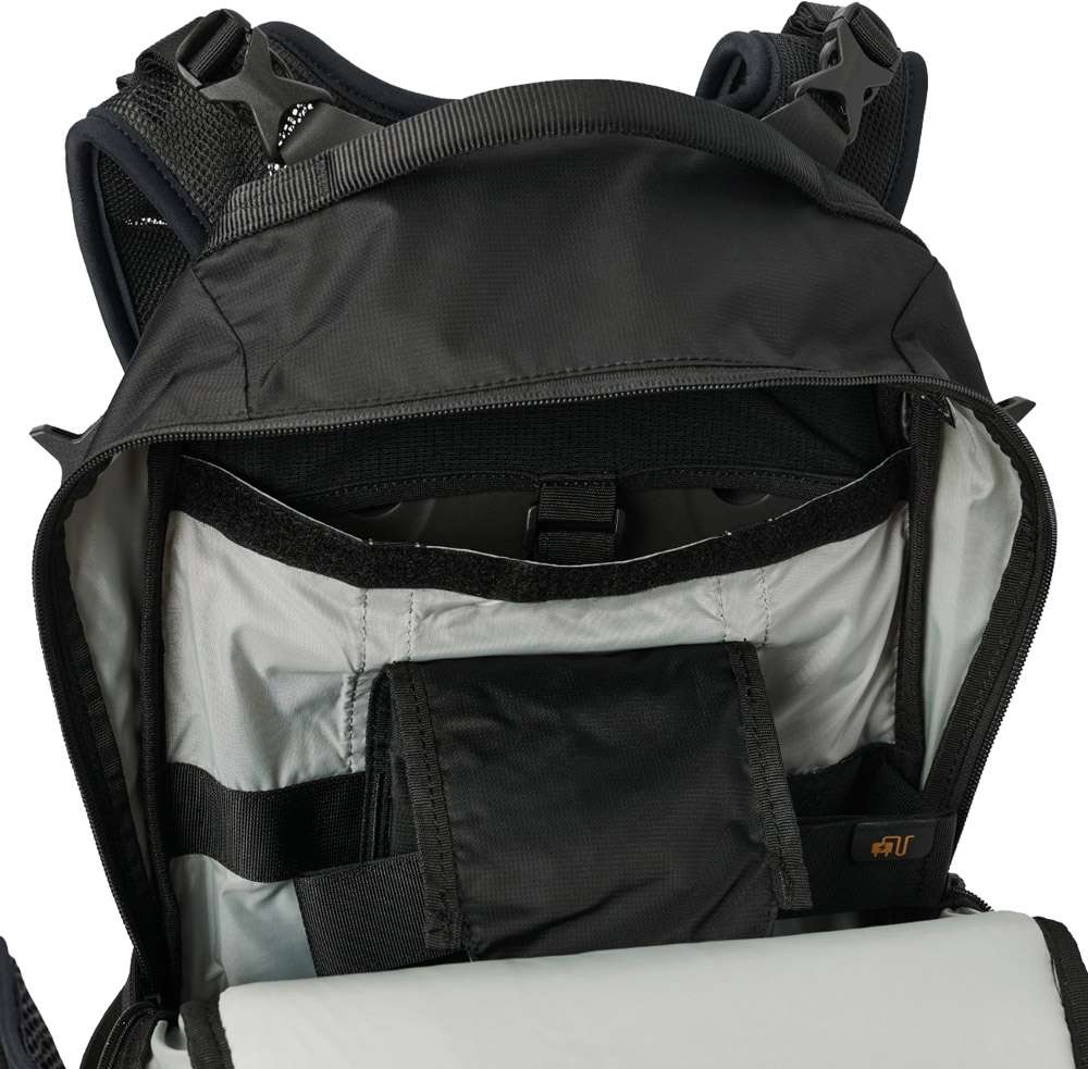 22502915-E-MTB-Watt-25L-Protector-Pack-Trinkrucksack-5_800x800@2x USWE E-MTB Watt 25L Protector Pack - Trinkrucksack – Bild 4