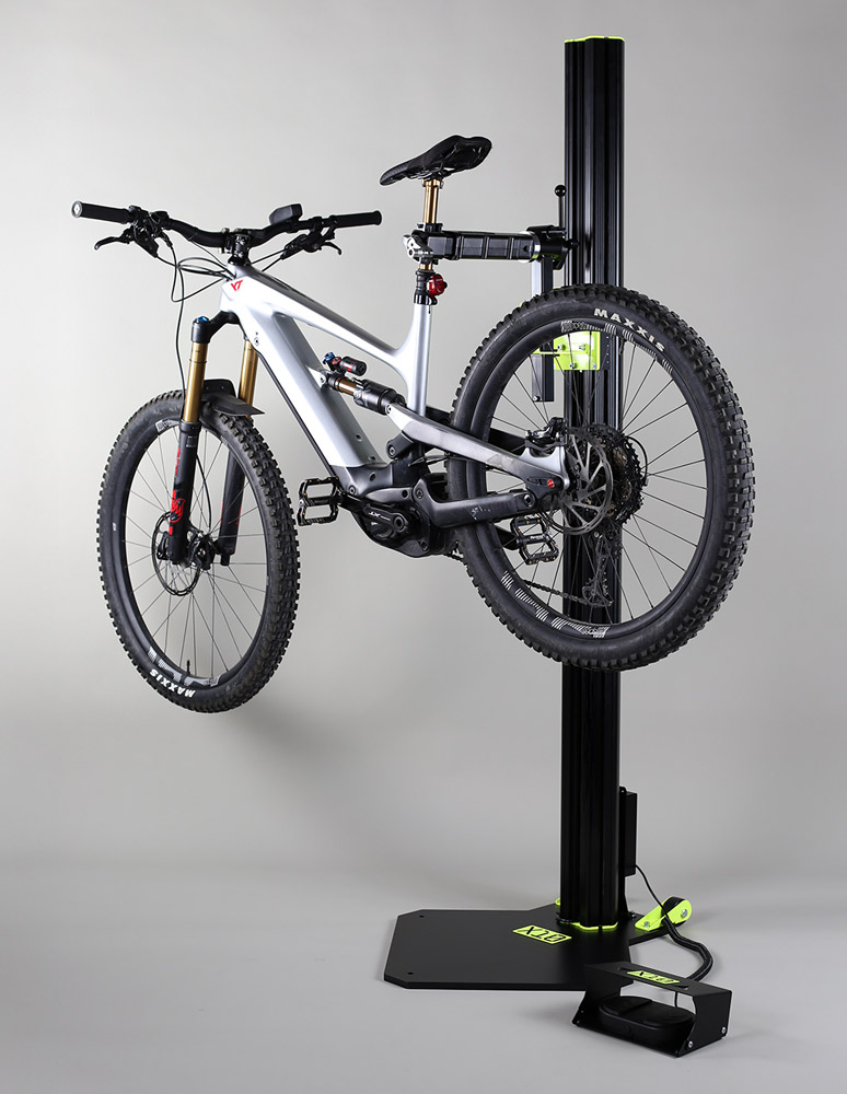 BAS2_H-S_1600x1600-2 X10 Elektrischer Montageständer FS inkl. Fußschalter – Bild 2