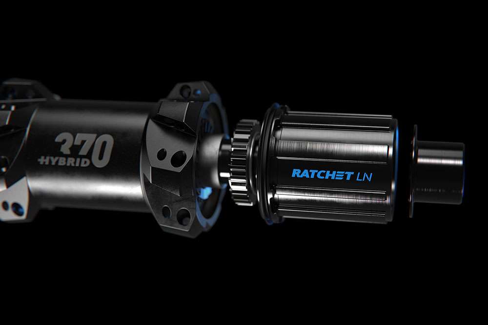 DTSwiss_Hybrid_Utility_FHB_1920px_800x800@2x DT Swiss HU 1900 Spline® 29" 25mm CL Hinterrad – Bild 4